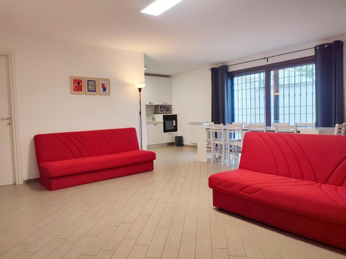 Bassani, Grande E Luminosa Ideale Per Gruppi Villa *