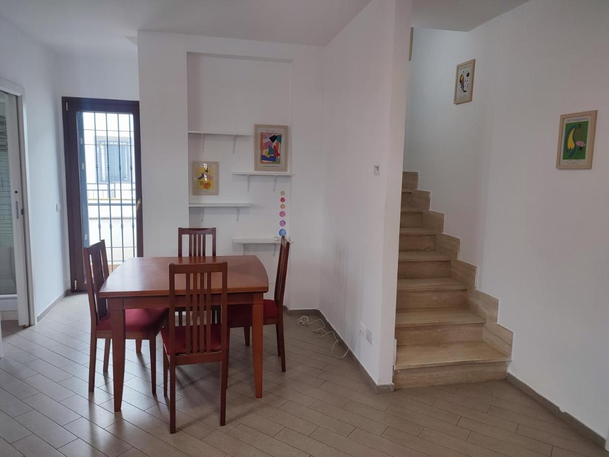 Bassani, Grande E Luminosa Ideale Per Gruppi Villa Infernetto