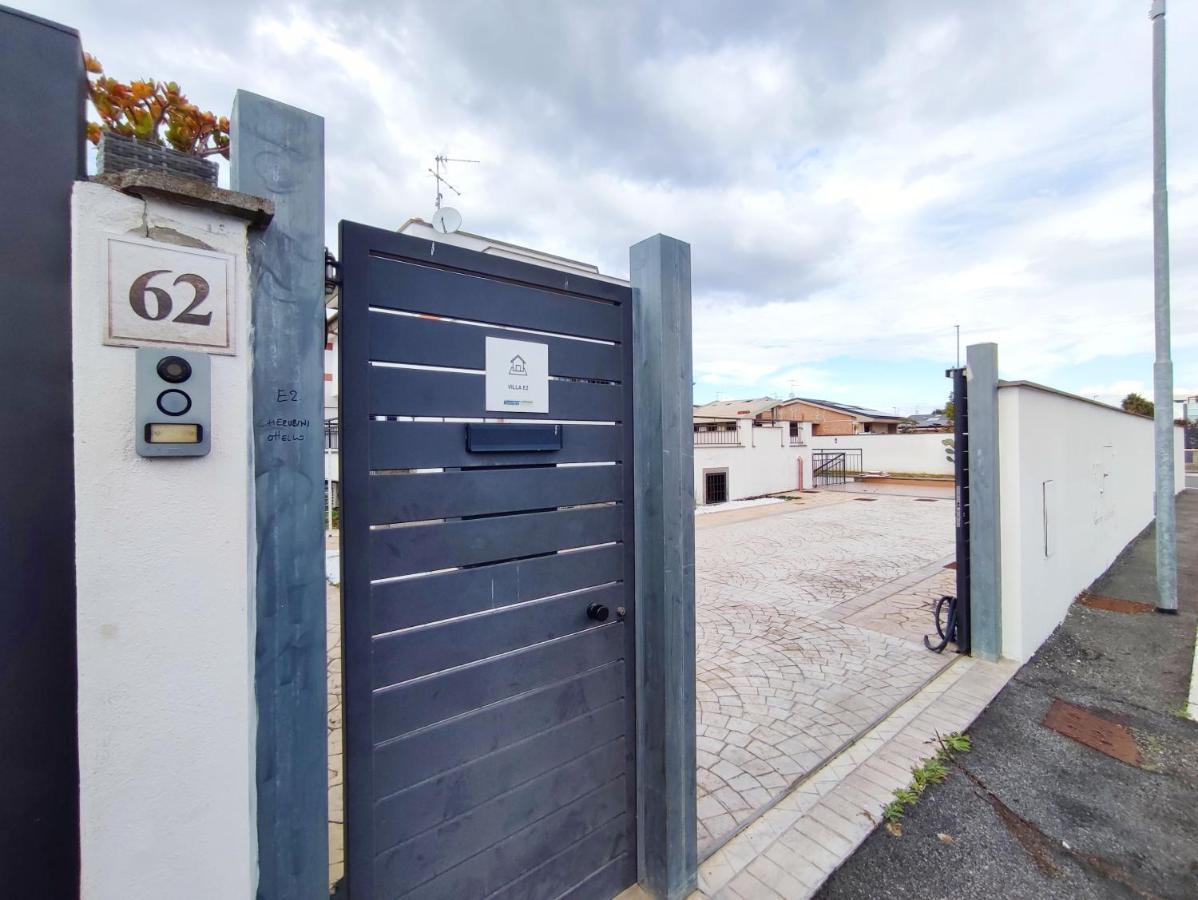Bassani, Grande E Luminosa Ideale Per Gruppi Villa Infernetto